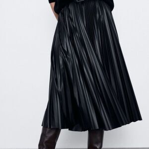 Zara Faux Leather Black Plisse Wrap Skirt Size Small
